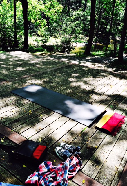 outdoor-yoga